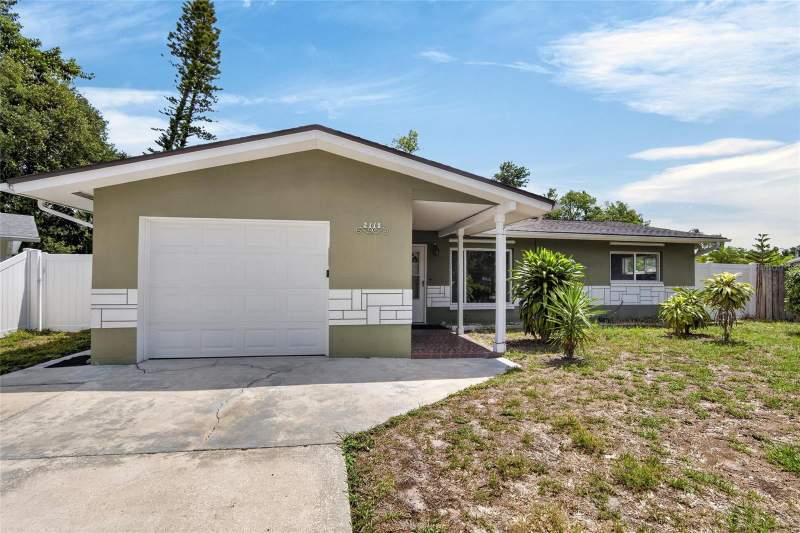 2 bedroom Single Family Residence at 2115 Euclid Circle, Meteor Plaza 1st Add, Clearwater — photo 4