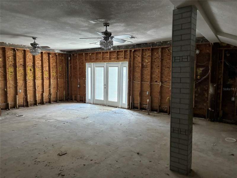 3 bedroom Single Family Residence at 9307 River Cove Drive, Riverview, Riverview — photo 3