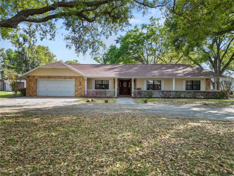 Moll AcresHomes for Sale in Plant City, FL