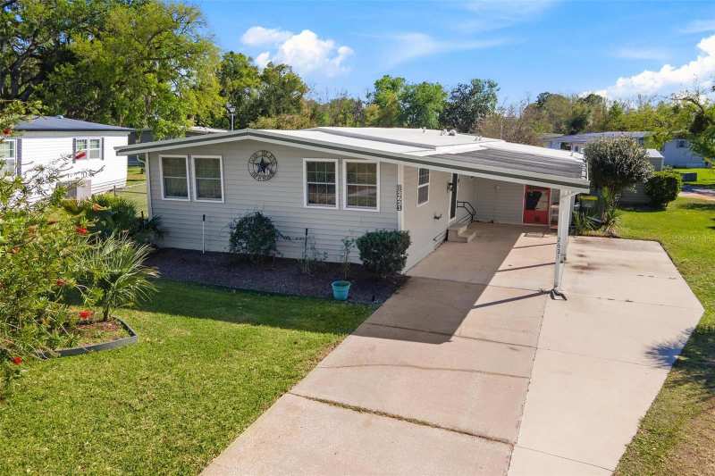 2 bedroom Mobile Home at 2621 Carpenter Place, Leesburg Coachwood Colony Third Add, Leesburg — photo 1
