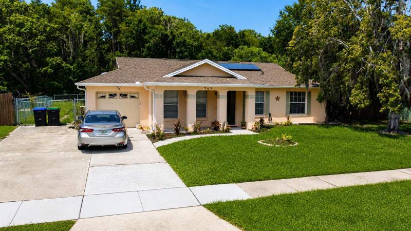 3 bedroom Single Family Residence at 707 IOWA WOODS CIRCLE, MEADOW WOODS VILLAGE 04, ORLANDO — photo 1