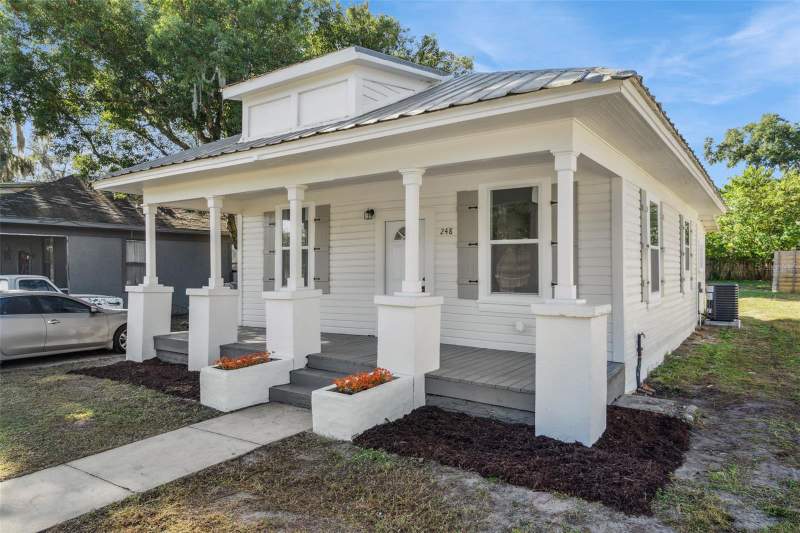 3 bedroom Single Family Residence at 248 E MAGNOLIA STREET, GROVELAND, GROVELAND — photo 2