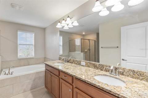11755 Winterset Cove Drive, Riverview FL - photo 16 of 24