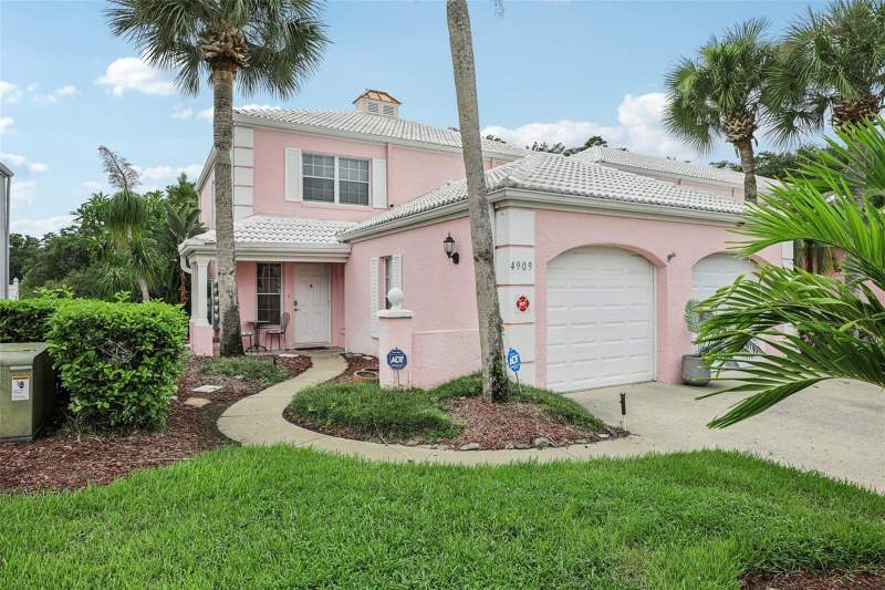 Cypress Creek Golf Townhomes