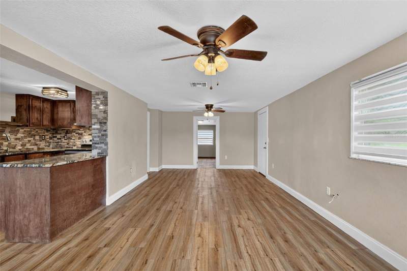 2 bedroom Single Family Residence at 1111 Dora Avenue, Tavares Tavares Heights, Tavares — photo 4