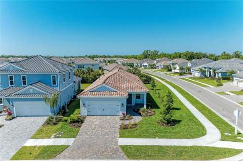 2521 Star Apple Way, gated community for sale in Sarasota