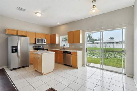 7041 Opal Drive, Largo FL - photo 9 of 25