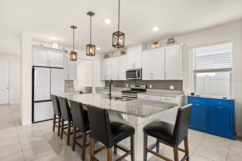 5 bedroom Single Family Residence at 660 Big Pine Avenue, Park View/Hills Ph 1A, Minneola — photo 5