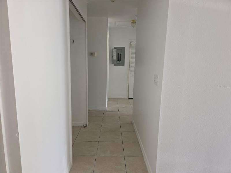 5 bedroom Half Duplex at 2017 N 61st Street, Broadway Sub, Tampa — photo 4
