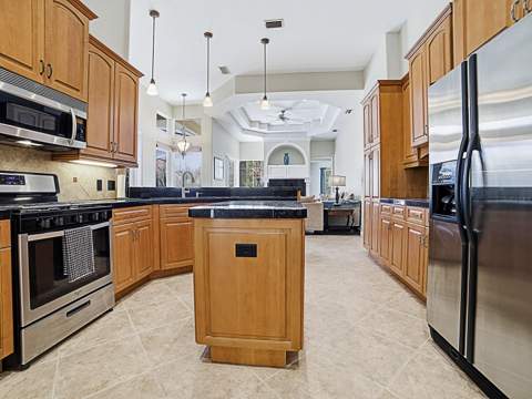 9926 Santa Barbara Court, Howey In The Hills FL - photo 14 of 58