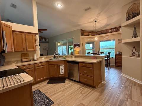 12734 Colonnade Circle, Clermont FL - photo 17 of 48