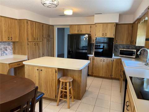 420 S Brockfield Drive, Sun City Center FL - photo 17 of 22
