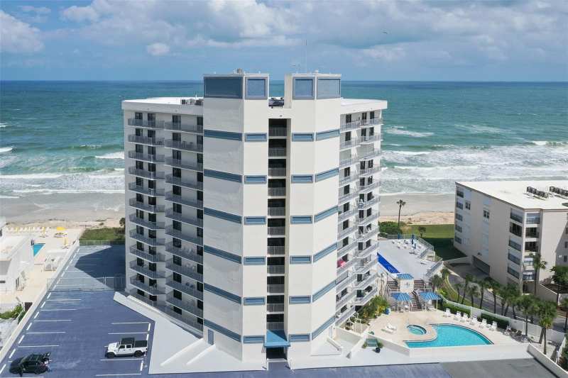 2 bedroom Condominium at 5207 S Atlantic Avenue #423, Seascape Towers Condo Ph 01, New Smyrna Beach — photo 1