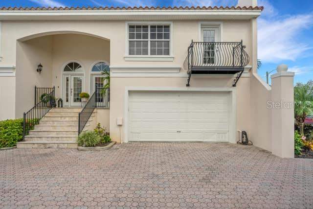 3 bedroom Townhouse at 110 Ricardo Way #8, Monterey Condo, St Petersburg — photo 2
