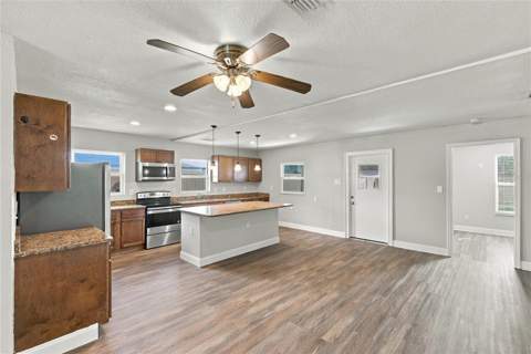 4280 70th Avenue, Pinellas Park FL - photo 7 of 33