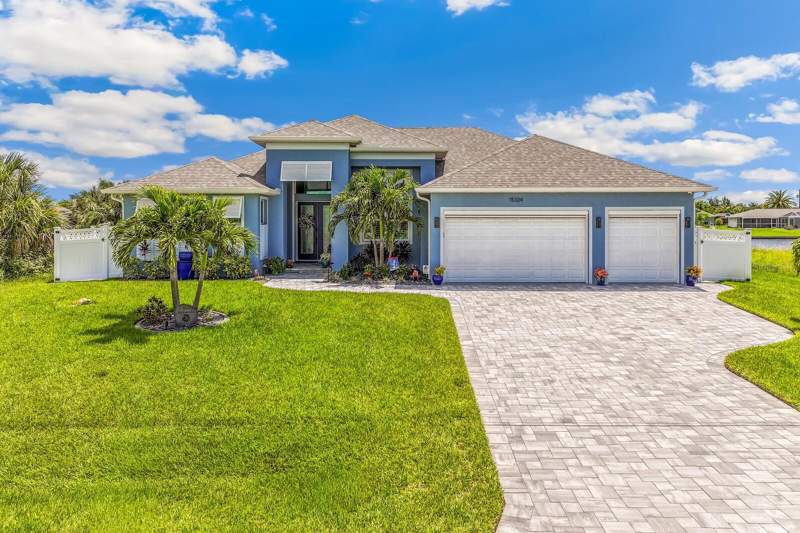 3 bedroom Single Family Residence at 15324 Alsask Circle, Port Charlotte Sec 093, Port Charlotte — photo 2