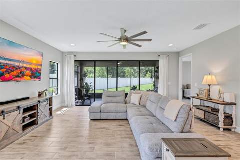 12717 Oak Hill Way, Parrish FL - photo 12 of 62