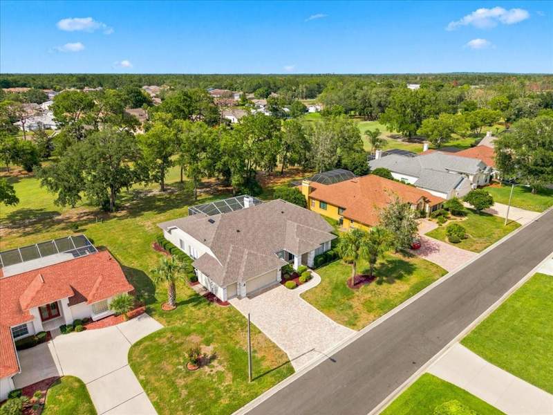 3 bedroom Single Family Residence at 9355 Merriweather Drive, Glen Lakes, Weeki Wachee — photo 3