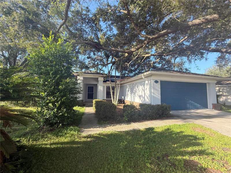 3 bedroom Single Family Residence at 13311 Hollowbend Lane, Boyette Spgs Sec A Un #1, Riverview — photo 2