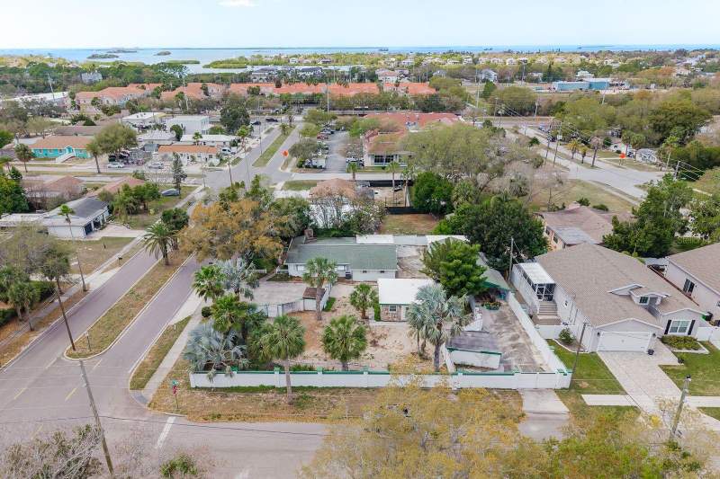 2 bedroom Single Family Residence at 1115 Pennsylvania Avenue, Palm Harbor Estates, Palm Harbor — photo 5