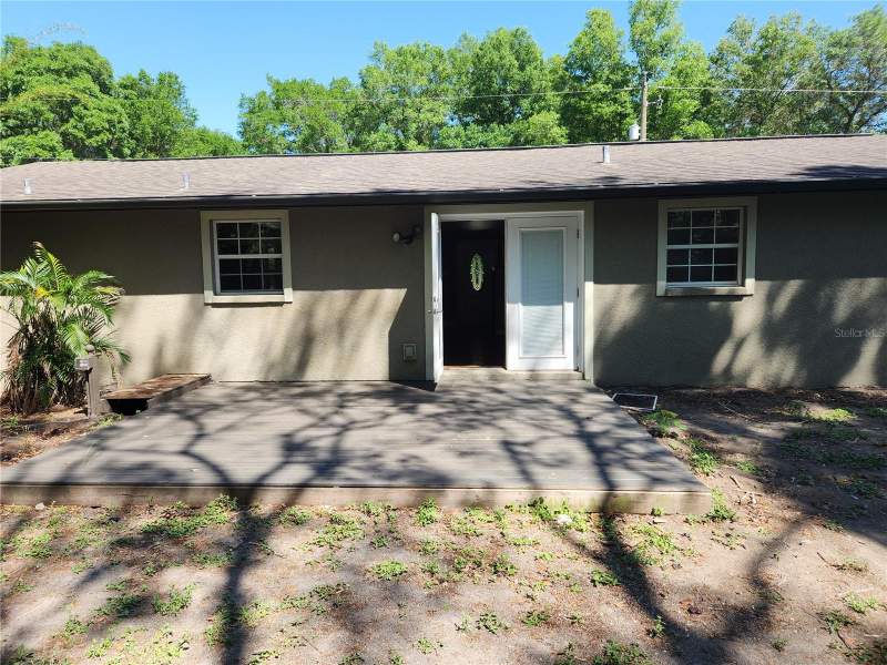 3 bedroom Single Family Residence at 6929 Bishop Frier Lane, Riverview, Riverview — photo 2