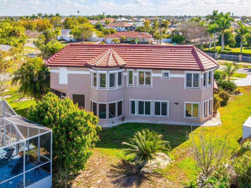 5 bedroom Single Family Residence at 4405 Harbor Boulevard, Port Charlotte Sec 043, Port Charlotte — photo 2