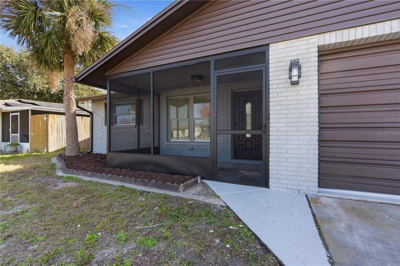 3 bedroom Single Family Residence at 5330 Poinsettia Dr, Floral Park Rep, New Port Richey — photo 2