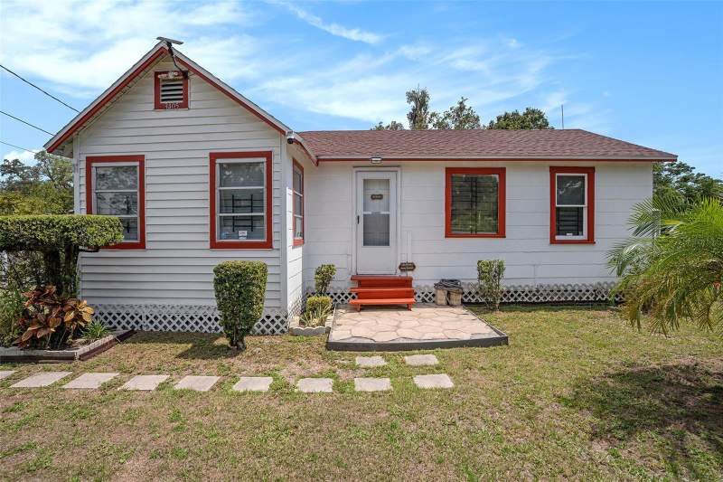 Hankins Suburban HomesitesHomes for Sale in Tampa, FL