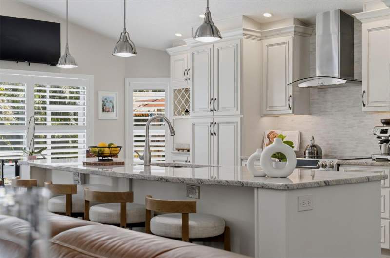 3 bedroom Single Family Residence at 631 De Soto Drive, Tierra Verde Unit 1 4th Rep, Tierra Verde — photo 2