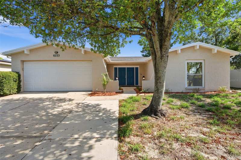 2 bedroom Single Family Residence at 8233 Redfield Drive, The Lakes, Port Richey — photo 1