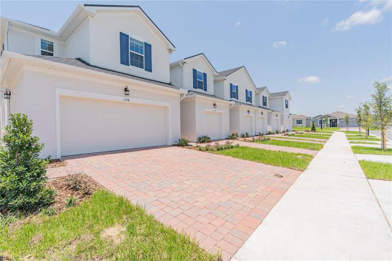 3 bedroom Townhouse at 1174 Seaside Mist Trail, Soleil At Westside, Kissimmee — photo 3