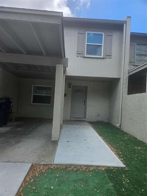 5134 Tennis Court Circle, home for sale in Tampa 33617
