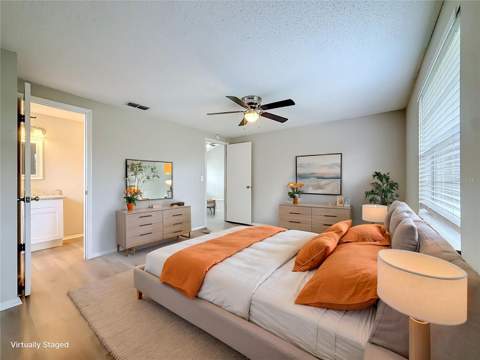 7606 Woodland Oaks Court, Tampa FL - photo 14 of 34
