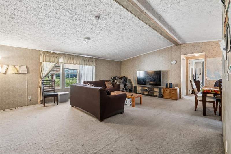 3 bedroom Manufactured Home at 11101 Sumner Road, Wimauma, Wimauma — photo 3