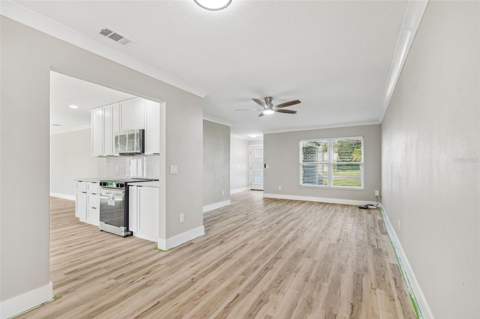 4559 Ingersol Place, New Port Richey FL - photo 11 of 55