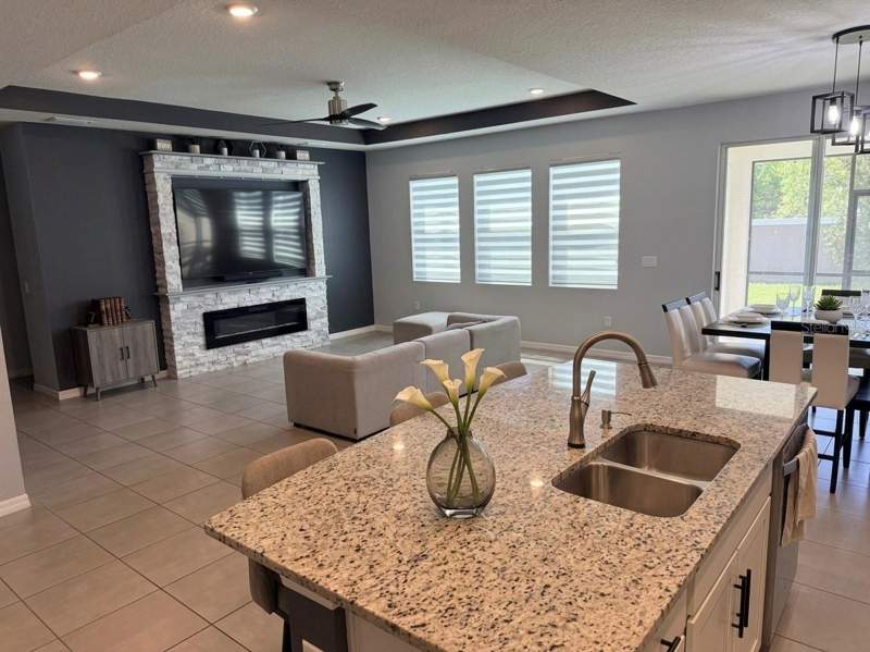4 bedroom Single Family Residence at 16910 Oval Rum Drive, Forest Brooke Ph 4A, Wimauma — photo 5