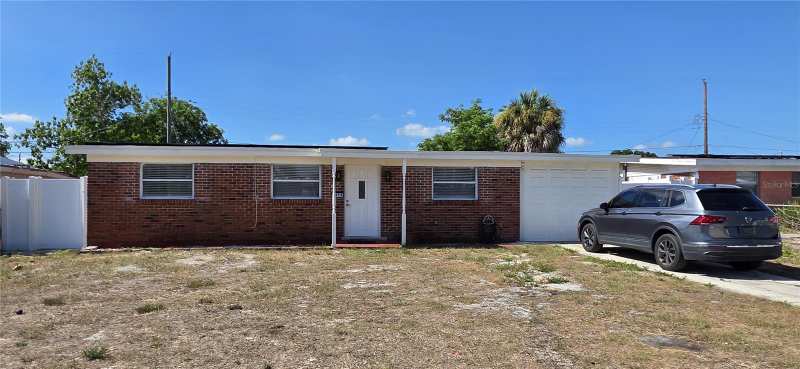 4 bedroom Single Family Residence at 6813 Tuttle Street, Crestridge Sub First Add, Tampa — photo 1