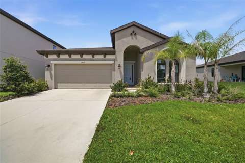 14627 Gallop Run Drive, home for sale in Lithia 33547