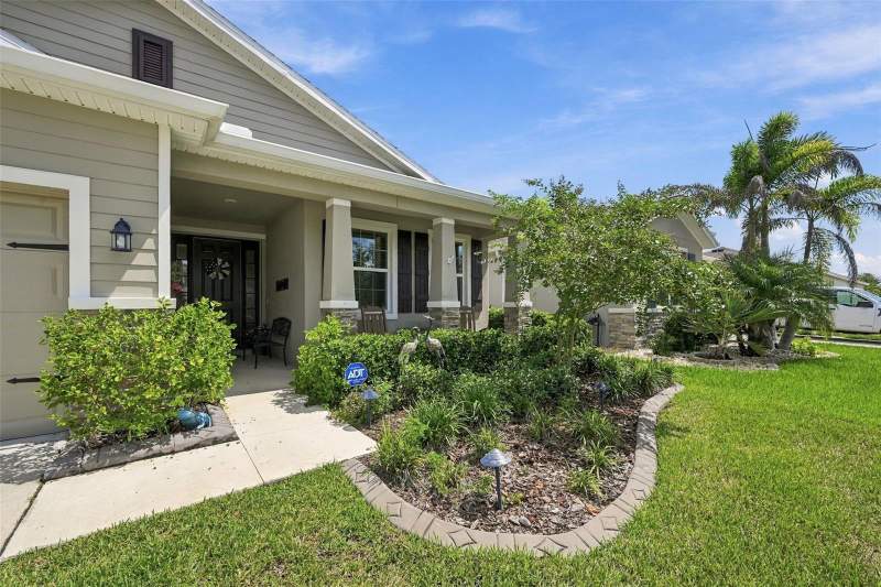3 bedroom Single Family Residence at 13344 Waterleaf Garden Circle, Waterleaf Ph 6B, Riverview — photo 2