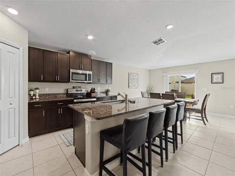 15423 Miller Creek Drive, Ruskin FL - photo 13 of 37