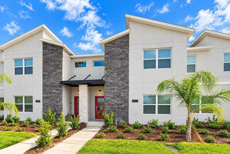 4 bedroom Townhouse at 4377 Quote Street, Cove At Storey Lake III, Kissimmee — photo 2