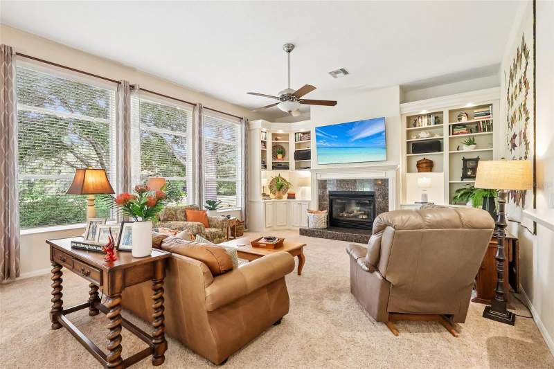 3 bedroom Single Family Residence at 20554 Queen Alexandra Drive, Royal Highlands Ph 02-B Lt 1317 Pb 50 Pg, Leesburg — photo 2