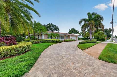 802 Osceola Road, home for sale in Belleair 33756