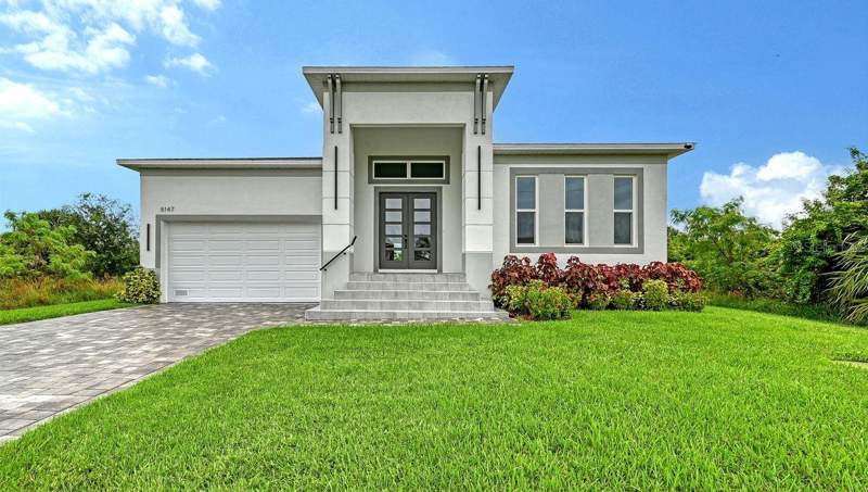 4 bedroom Single Family Residence at 8147 Tracy Circle, Port Charlotte Sec 093, Port Charlotte — photo 5