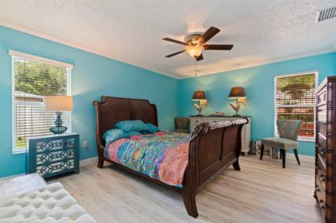 201 58th Avenue, St Petersburg FL - photo 19 of 46