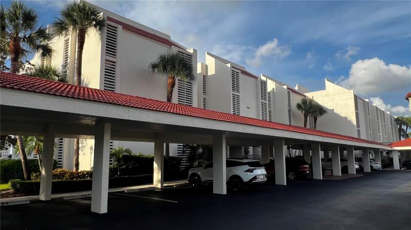 2 bedroom Condominium at 7871 Sailboat Key Boulevard #108, Santa Maria Condo Sailboat, St Petersburg — photo 2