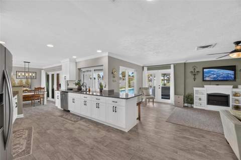 6314 Wisteria Lane, Apollo Beach FL - photo 22 of 59