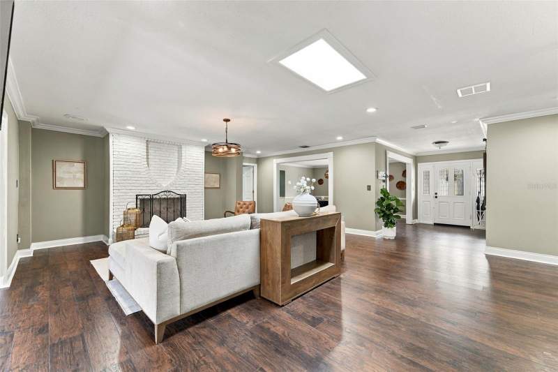 3 bedroom Single Family Residence at 2549 Fox Squirrel Court, Sweetwater Country Club Sec B, Apopka — photo 5