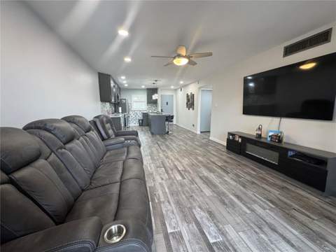 11485 Oakhurst Road #-211, Largo FL - photo 6 of 6