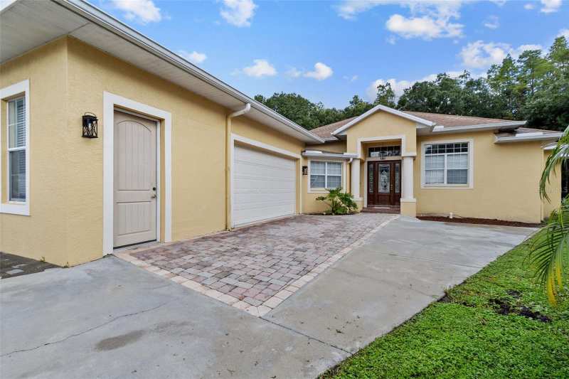 5 bedroom Single Family Residence at 4116 Woodacre Lane, Woodacre Estates Of Northdale, Tampa — photo 1